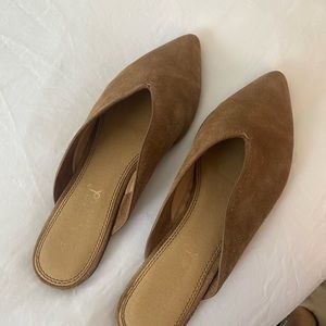Splendid Hanford Flat Mule, Light Brown Cow Suede